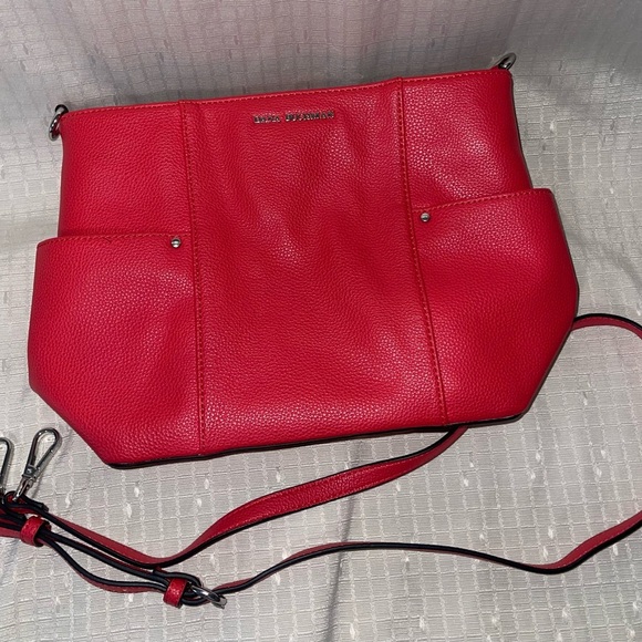 EUC Dana Bachman Red Leather Crossbody Handbag - Picture 6 of 12